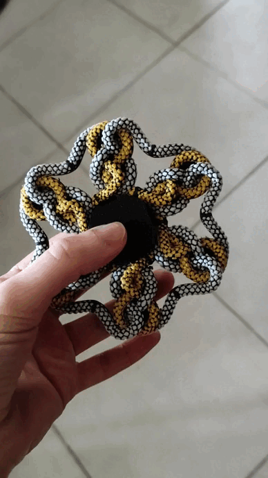 Handspinner serpent